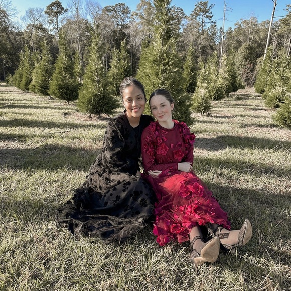 Meet your Posher, Amber - Picture 14 of 15